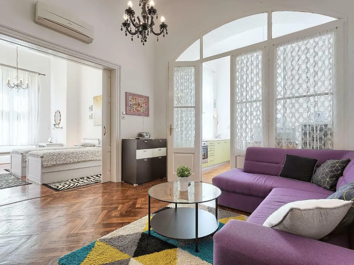 Apartment Silvia By Interhome
